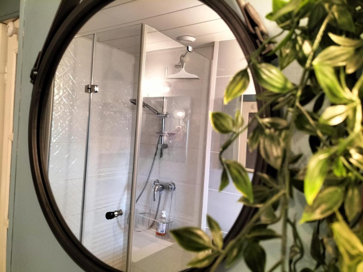 Au Bord Du Vieux Moulin Apartment Merignac  Bagian luar foto