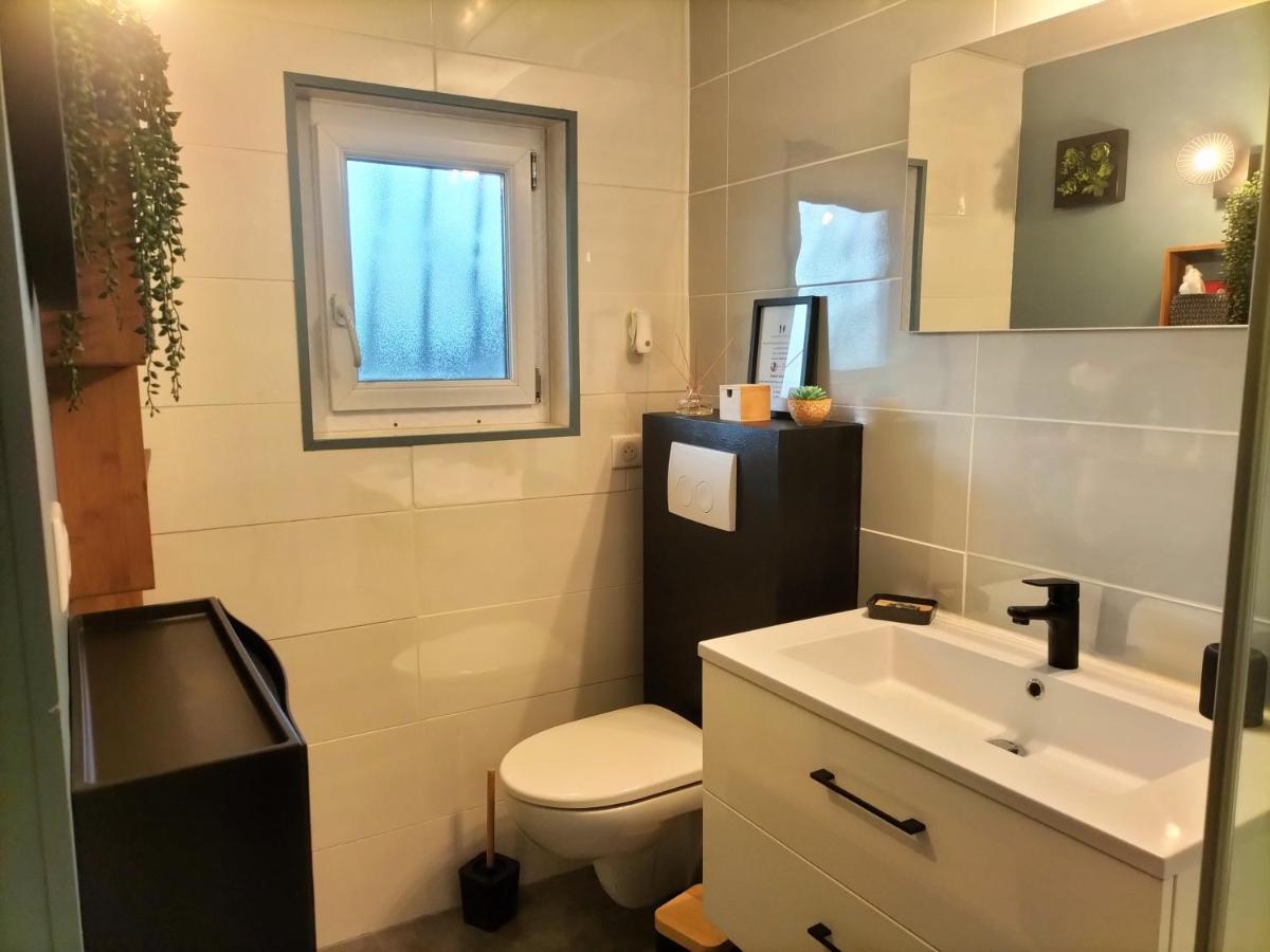 Au Bord Du Vieux Moulin Apartment Merignac  Bagian luar foto