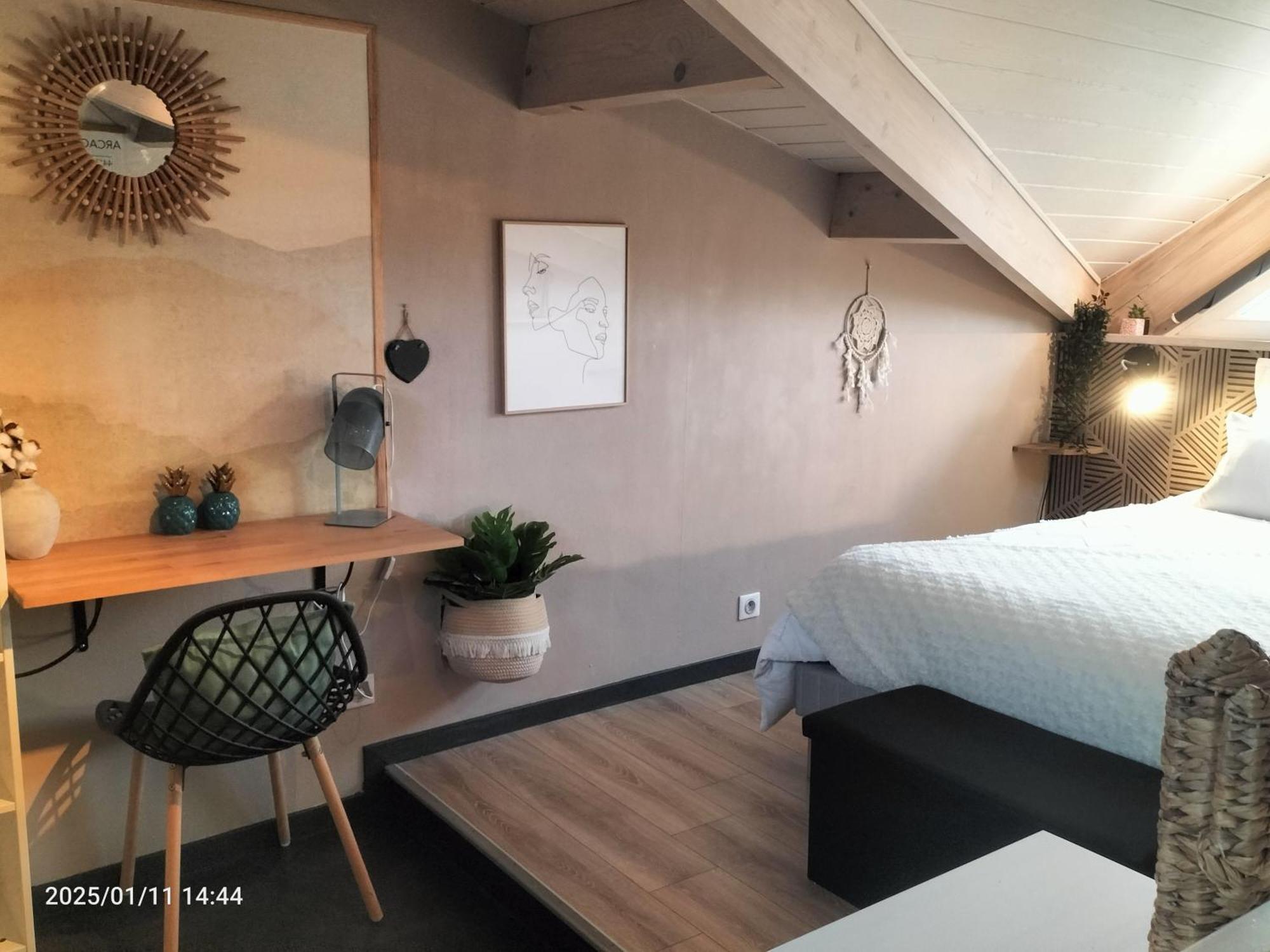 Au Bord Du Vieux Moulin Apartment Merignac  Bagian luar foto